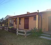 Casa para Locação, em Santa Vitória do Palmar, bairro Praia do Hermenegildo, 2 dormitórios, 2 banheiros